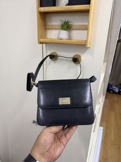 (Category: ) located in . Submitted by 1001thriftshop (Listing ID 1464823085, Image 1). Description: .