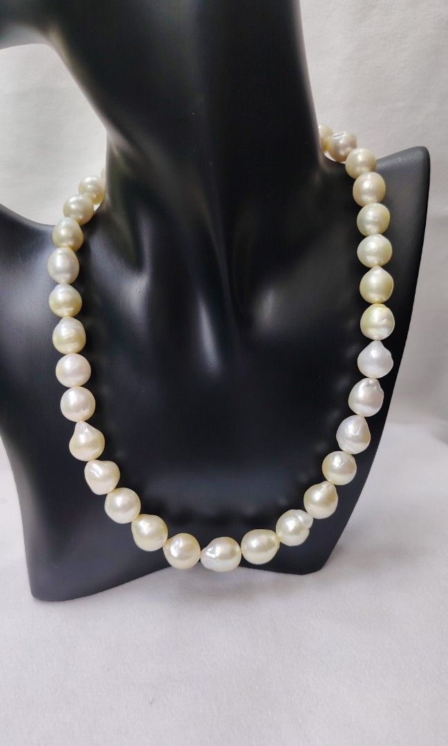 Authentic South Sea Pearl (Category: Announcements) located in Pasig City. Submitted by whitepearlph (Listing ID 1464922521, Image 2). Description: Clearance SALE SALE!!! 50% discount Authentic South Sea Pearl GOOD QUALITY 12-14mm Standard length Free lock 3 Necklace for only ₱115,000 😍 Paunaan po kaya I mine niyo agad!!! Free delivery nationwide 🚚 MODE OF PAYMENTS Gcash 09565613352 Transfer bank BPI.
