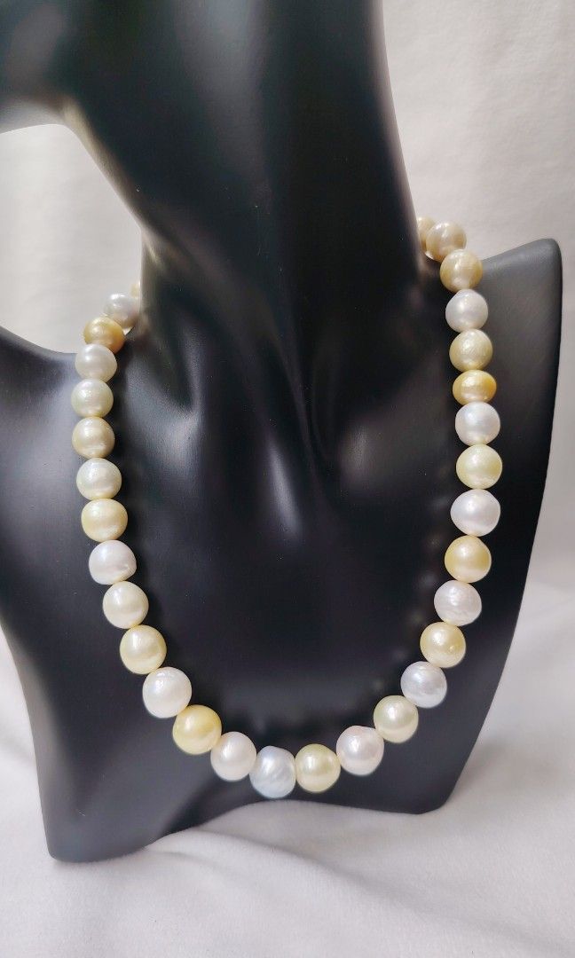 Authentic South Sea Pearl (Category: Announcements) located in Pasig City. Submitted by whitepearlph (Listing ID 1464922521, Image 3). Description: Clearance SALE SALE!!! 50% discount Authentic South Sea Pearl GOOD QUALITY 12-14mm Standard length Free lock 3 Necklace for only ₱115,000 😍 Paunaan po kaya I mine niyo agad!!! Free delivery nationwide 🚚 MODE OF PAYMENTS Gcash 09565613352 Transfer bank BPI.
