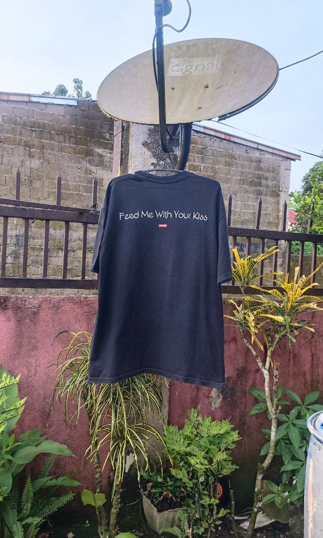 authentic supreme x my bloody valentine (Category: Tshirts & Polo Shirts ) located in Alfonso. Submitted by yudatchhhh (Listing ID 1464877233, Image 3). Description: excellent condition size XL dm for negotiation📩.