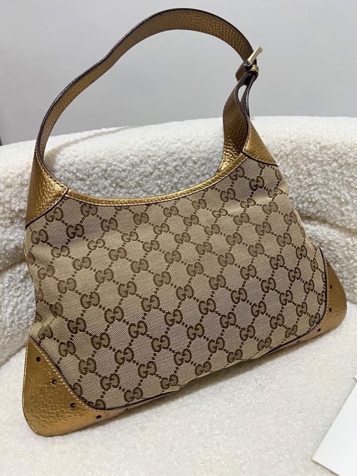 Authentic Vintage Gucci Jackie Hobo Bag (Category: Luxury Bags & Wallets) located in Pasig City. Submitted by sheyfabph (Listing ID 1464853393, Image 3). Description: Authentic Vintage Gucci Jackie Hobo Bag 23k.