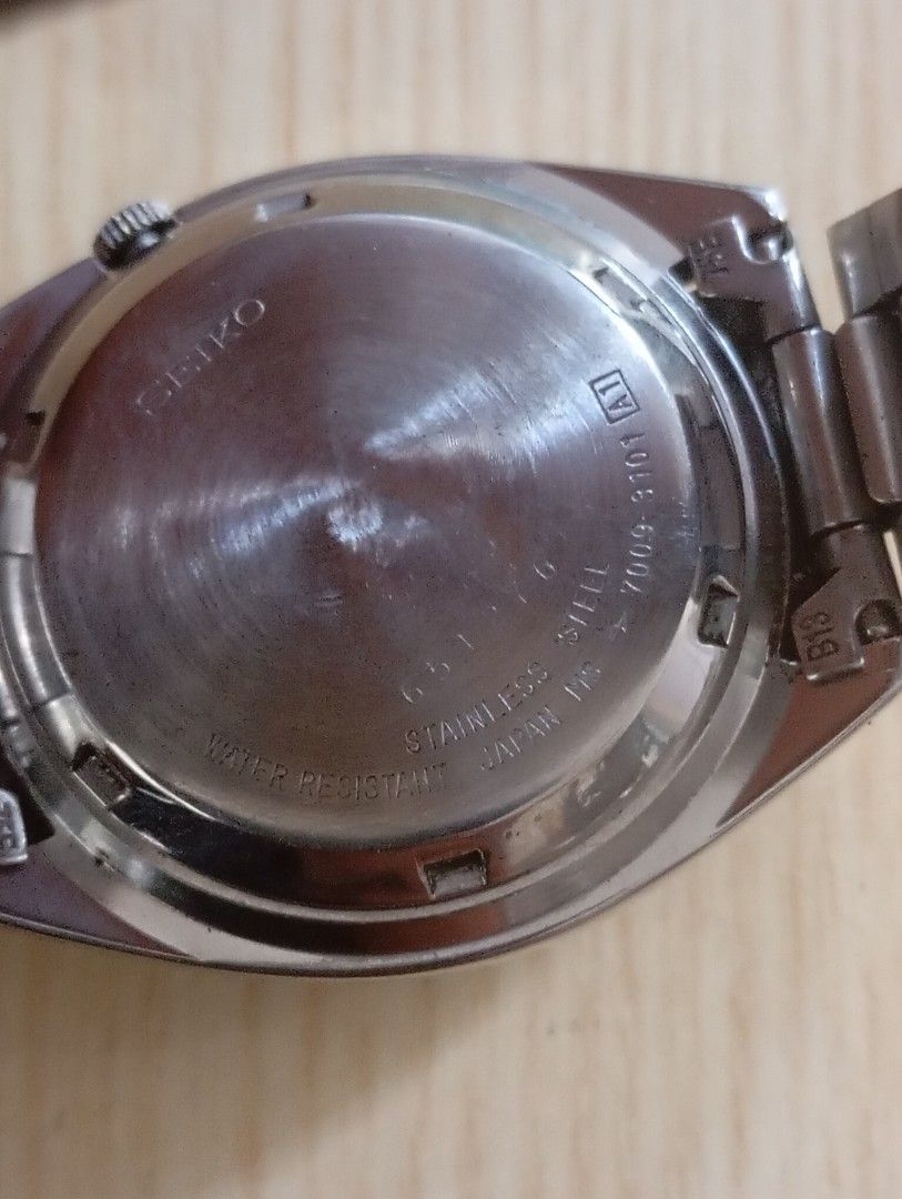 Automatic (Category: Men's Watches) located in Las Pinas. Submitted by quick_deals_great_finds2 (Listing ID 1464796319, Image 3). Description: Original 35mm fits wrist 6.8 Good working condition.