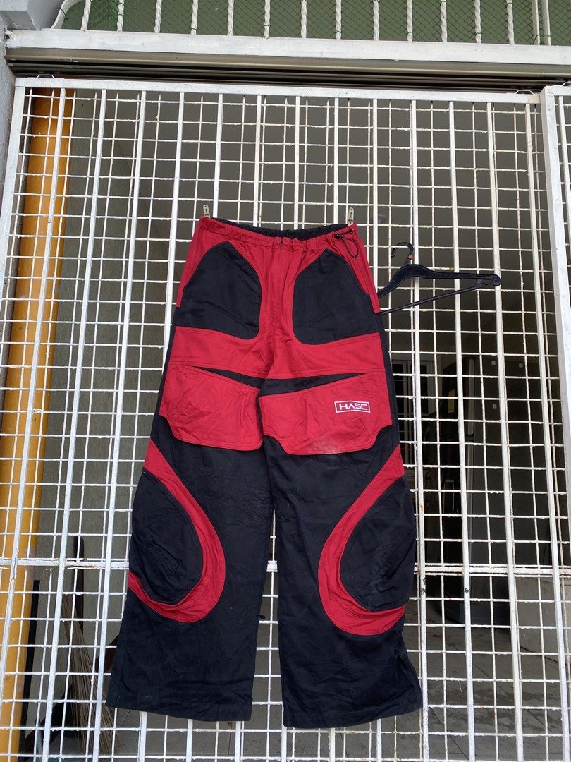 Baggy pants (Category: Jeans) located in Las Pinas. Submitted by mark2k05 (Listing ID 1464867767, Image 1). Description: Need wash.