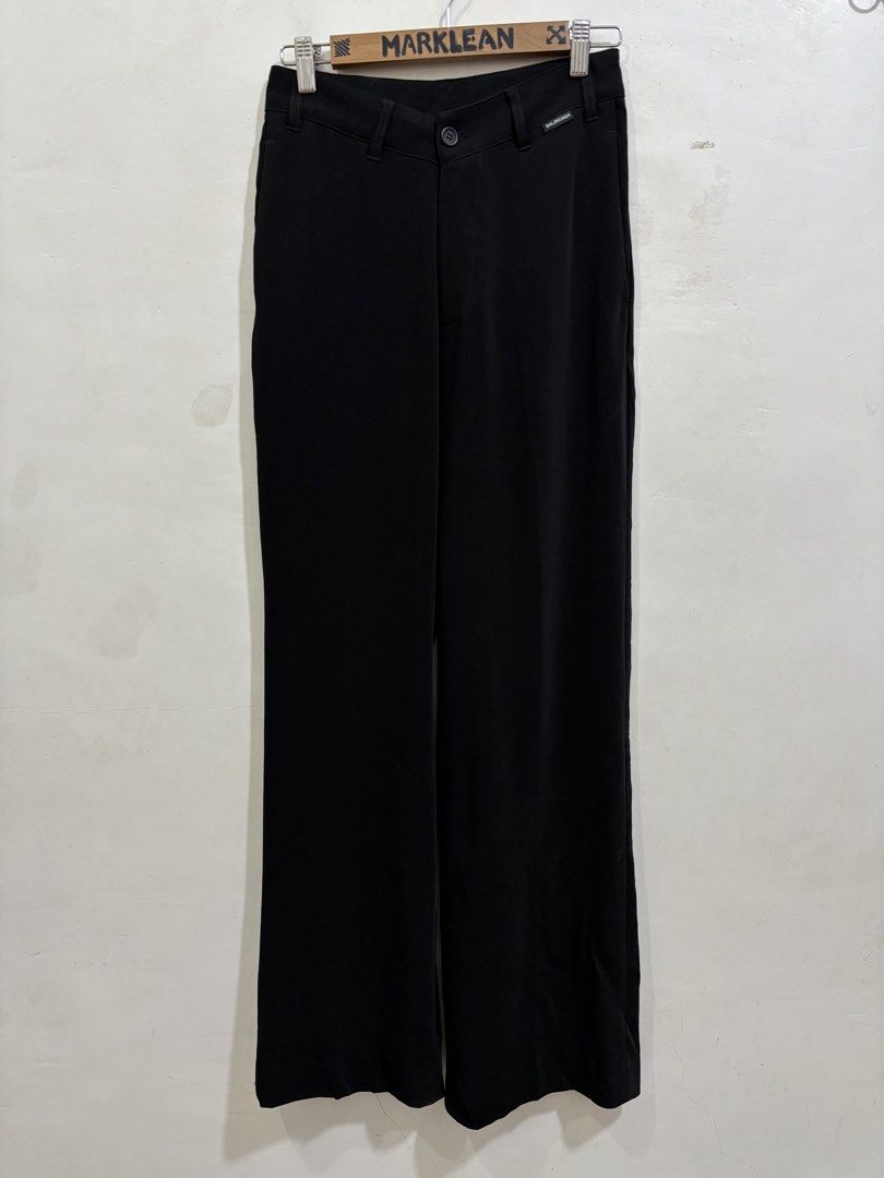 balenciaga Black Wideleg Trouser (Category: Luxury Accessories) located in Taytay. Submitted by leanmark103093 (Listing ID 1464787722, Image 2). Description: B^L€NCl^G^ Wide-leg Black Trousers Size small on tag 27/28 Waistline 42 Length 10 hem Good as new No issue 📩📩📩📩.