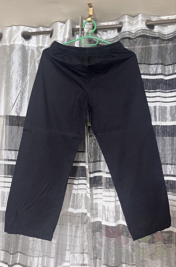 BALENO Pants (small) (Category: Other Bottoms) located in Manila. Submitted by dayclutter (Listing ID 1464907576, Image 2). Description: RFS: Di na kasya ang size Used but not abused. konting laba nlng kasi matagal di nasuot..