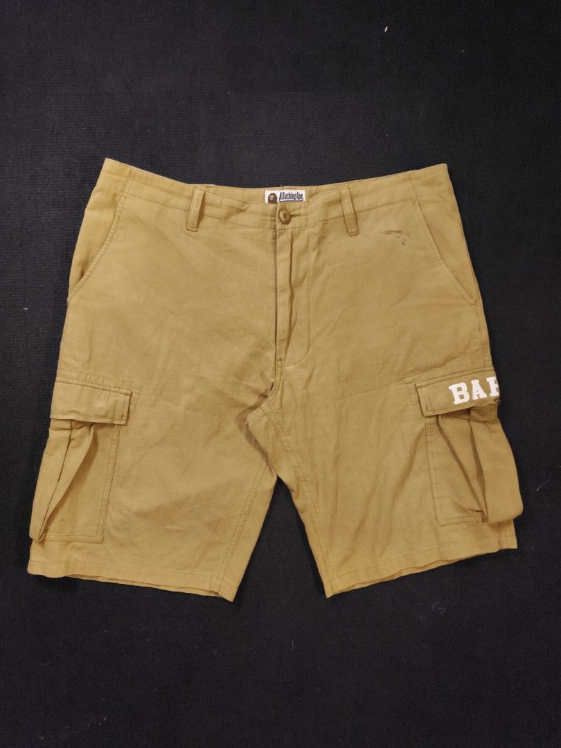 Bape Cargo Jorts (Category: Shorts) located in San Fernando. Submitted by gaboo_asncn (Listing ID 1464866543, Image 2). Description: - Bape Cargo Jorts - Size: W-40/L-24/T-15/LO-11.5 - Condition: Excellent - Color Rate: 9.5/10 - No issue: "Need Wash".