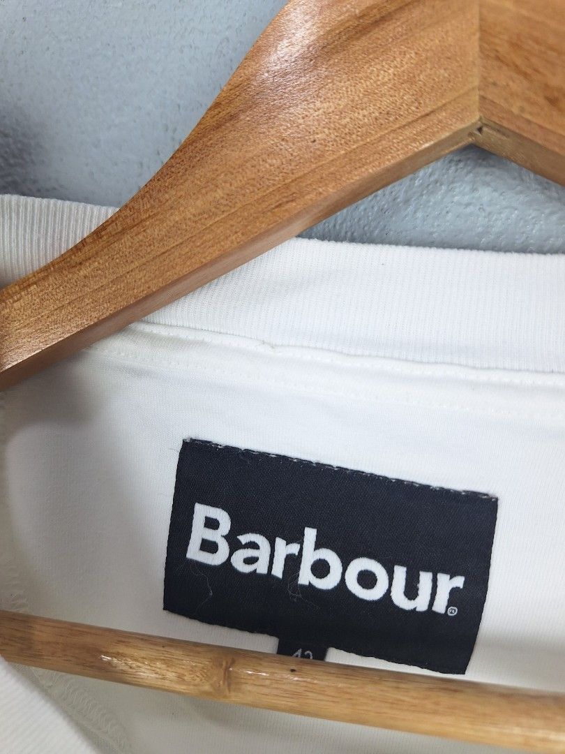 Barbour Shirt (Category: Tshirts & Polo Shirts ) located in Sibulan. Submitted by studioxano (Listing ID 1464800570, Image 3). Description: Barbour Shirt -P1,000 + SF Size XL length 30 / Width 23 Excellent condition 9.5/10 color rate no issue Loc: Dumaguete city.
