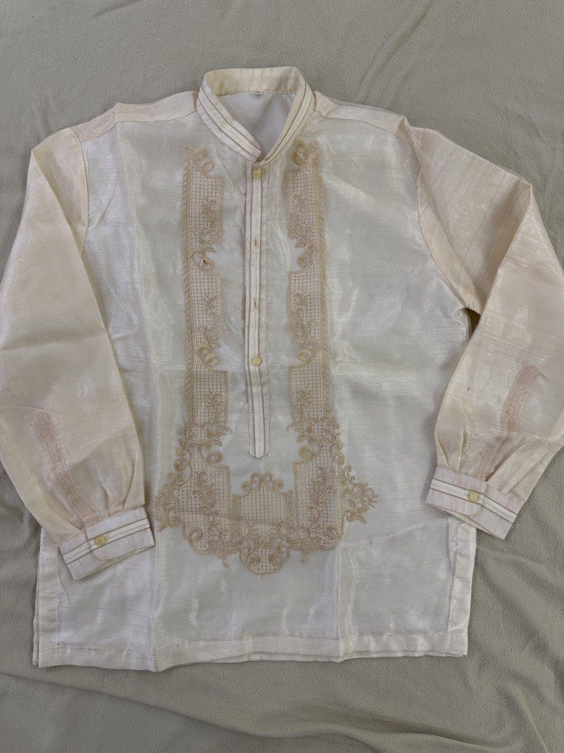 Barong (Category: Coats, Jackets and Outerwear) located in Makati City. Submitted by lheigg (Listing ID 1464967358, Image 3). Description: Used once I have 3pcs 500 each. Need to be dryclean.