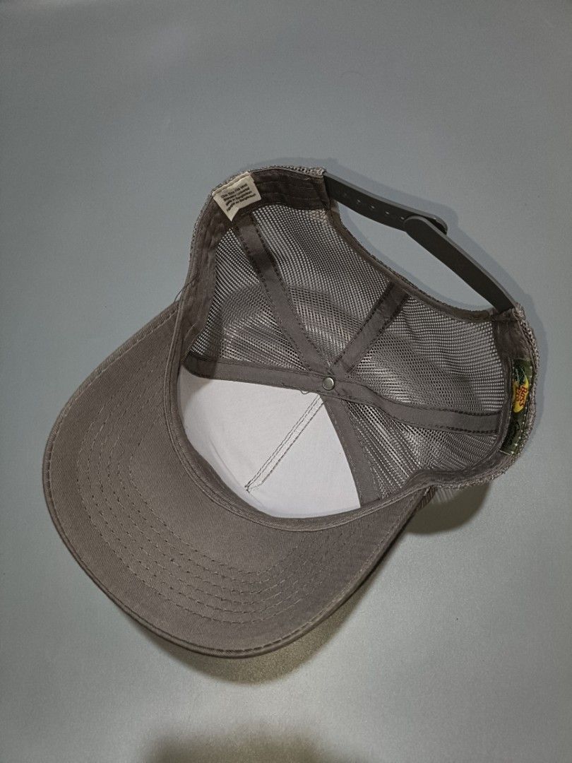 Bass Pro Shops Grey Mesh Trucker Cap (Category: Caps & Hats) located in Cebu City. Submitted by findwaze6000 (Listing ID 1464797653, Image 3). Description: Excellent condition One size fits all/most No issue this item is thrifted pls manage your expectations. Location: Cebu📍.