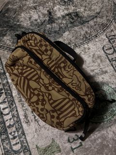 (Category: ) located in . Submitted by ballerthrift796 (Listing ID 1464881951, Image 1). Description: .