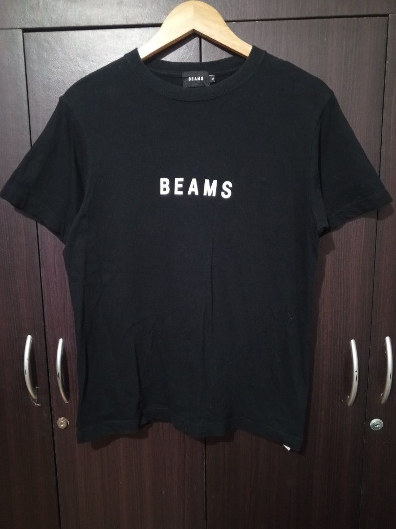 Beams basic logo t shirt (Category: Tshirts & Polo Shirts ) located in Santa Maria. Submitted by paulo-garcia21 (Listing ID 1464910780, Image 1). Description: small on tag 18 by 25.5 no flaws excellent condition.