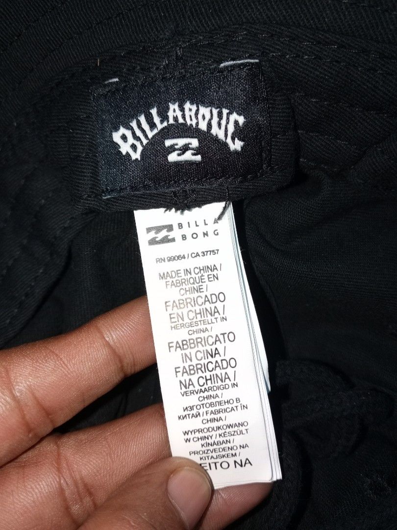 Billabong Black Bucket Hat (Category: Caps & Hats) located in Manila. Submitted by onewikstraight (Listing ID 1464964805, Image 3). Description: - Brand: Billabong - Color: Black - Material: Durable cotton twill - Features: Embroidered logo patch and adjustable chin strap with cord lock - Condition: Brand new with interior tags still attached (RN 99064, CA 37757) PM 📨📥 1250+sf.
