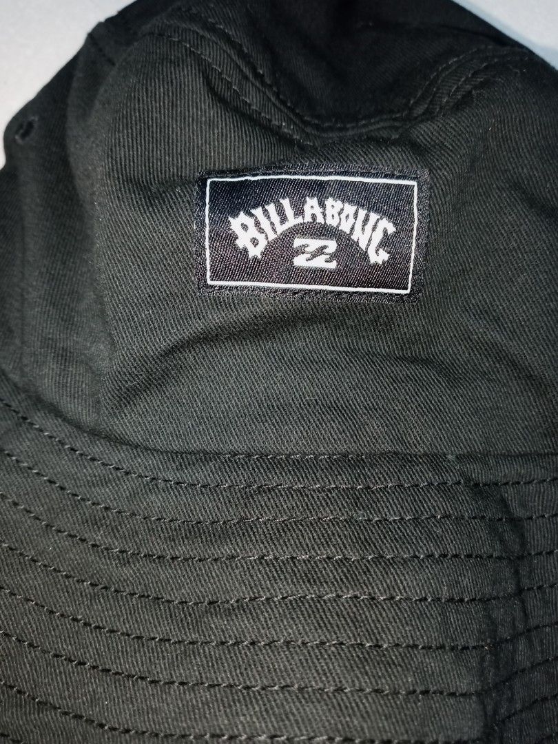 Billabong Black Bucket Hat (Category: Caps & Hats) located in Manila. Submitted by onewikstraight (Listing ID 1464964805, Image 2). Description: - Brand: Billabong - Color: Black - Material: Durable cotton twill - Features: Embroidered logo patch and adjustable chin strap with cord lock - Condition: Brand new with interior tags still attached (RN 99064, CA 37757) PM 📨📥 1250+sf.