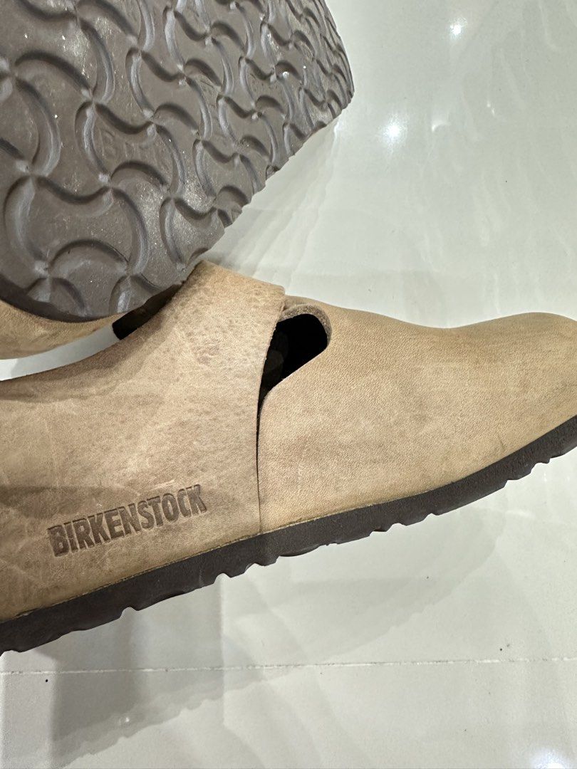 Birkenstock london eu38 (Category: Loafers) located in Paranaque City. Submitted by lovedbyme888 (Listing ID 1464873074, Image 3). Description: Very good condition .