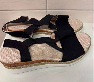 （分類：）位於 。 由 quickdeer.966af8 提交（商品編號 1464950389，圖片 1）。簡介： 。