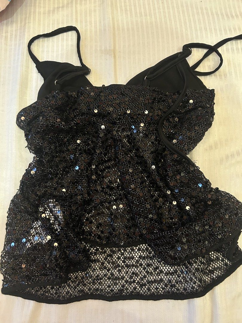 Black Ibiza sparkly top (Category: Sleeveless) located in Manila. Submitted by coquettecosette (Listing ID 1464849544, Image 2). Description: Black ibiza sparkly top🪩🥂 Perfect look for night outs!.