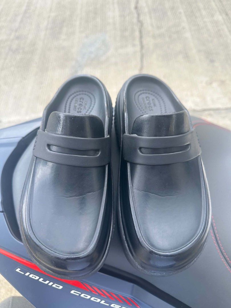 Black Stomp Loafers (Category: Sandals) located in Cagayan de Oro. Submitted by vaststar_821a3e (Listing ID 1460429371, Image 2). Description: .