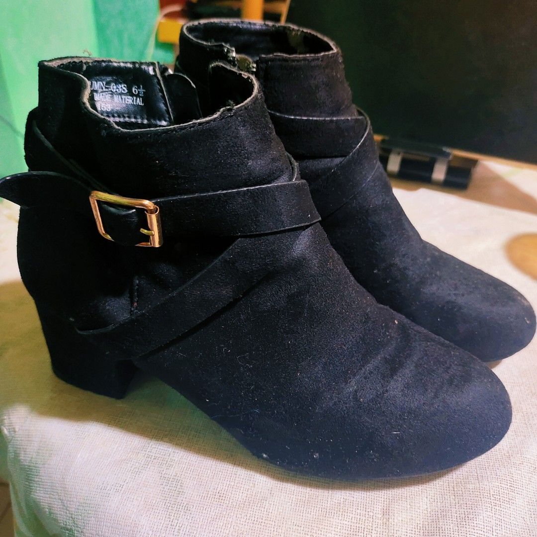 Black suede ankle boots (Category: Boots) located in Pateros City. Submitted by soshifem (Listing ID 1464954424, Image 1). Description: size 6 or 36 23cm.