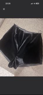 (Category: ) located in . Submitted by momo12151 (Listing ID 1464908349, Image 1). Description: .