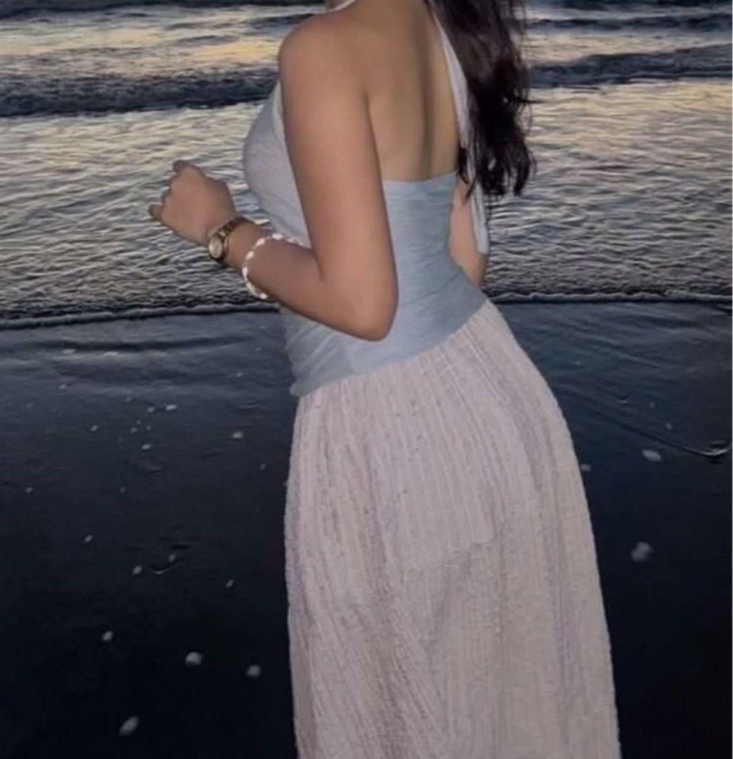 Blue Beach Top (Category: Sleeveless) located in Manila. Submitted by angela_declutters (Listing ID 1464921925, Image 2). Description: s-m manila loc.
