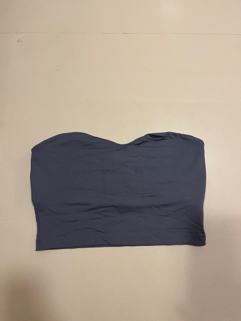 Blue Strapless Tube Top (Category: Sleeveless) located in Koronadal. Submitted by keenpenguin_6af0c6 (Listing ID 1464904910, Image 1). Description: - Color: Gray - Style: Strapless tube top with a sweetheart neckline - Fabric: Soft and stretchy for comfortable wear - Versatility: Easy to match with jeans or skirts - Design: Solid color basic piece.