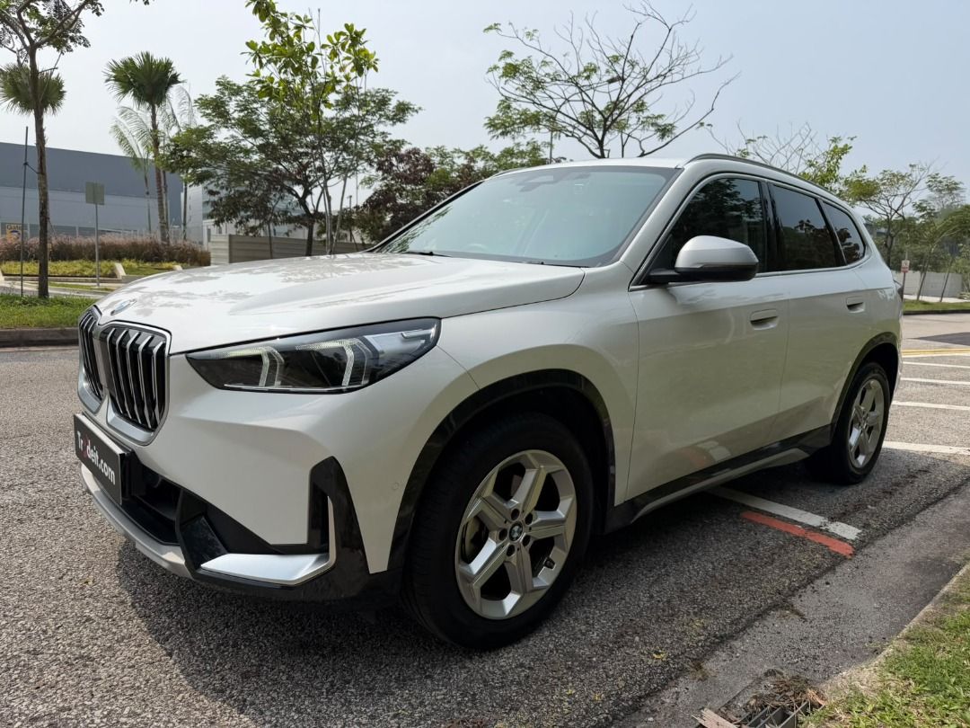 BMW X1 sDrive16i Auto (Category: Used Cars) located in Singapore. Submitted by tradeit.com (Listing ID 1464852836, Image 2). Description: 🔥 2024 BMW X1 sDrive16i – FULL PML HISTORY | 5 YEARS BRI + BSI 🔥 💰 Selling Price: $182,800 💵 Monthly Instalment From $1,841 📅 Registered: 21 June 2024 🛣 Mileage: Only 33,000 KM Looking for a nearly-new BMW SUV without paying brand-new car prices? This X1 is definitely worth viewing. ✨ WHY THIS X1? ✅ 5 Yea