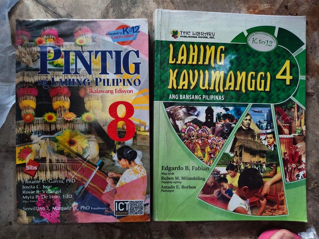 Book for 100 each (Category: Textbooks) located in Manila. Submitted by onlinestore011716 (Listing ID 1464853899, Image 1). Description: - Bundle of 4 essential grade school books - Includes: Bagong Lakbay 1, Science in Our World 2, Baybayin 1, and IE for EC Grade 2 - Covers Filipino, Science, English, and Social Studies - Published by trusted names: Phoenix Publishing House, Vibal, and Rex Book Store - Ready for the upcoming school term - Swipe 