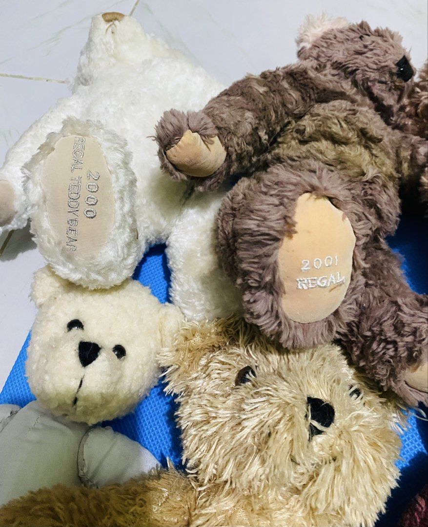 Branded bears bundle (Category: Plushies & Soft Toys) located in Bulacan. Submitted by saveseek-hestiya (Listing ID 1464829394, Image 2). Description: Take all 8pcs As is, need wash but good condition. Some ar articulated 2 regal bear 1 lexus bear Etc .