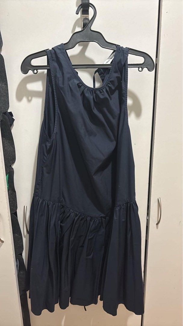 Branded clothes (Category: Dresses) located in San Juan City. Submitted by tropicbling (Listing ID 1464812525, Image 1). Description: ₱50-₱150 each .