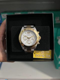 (Category: ) located in . Submitted by mjmbagsandwatches (Listing ID 1464889696, Image 1). Description: .