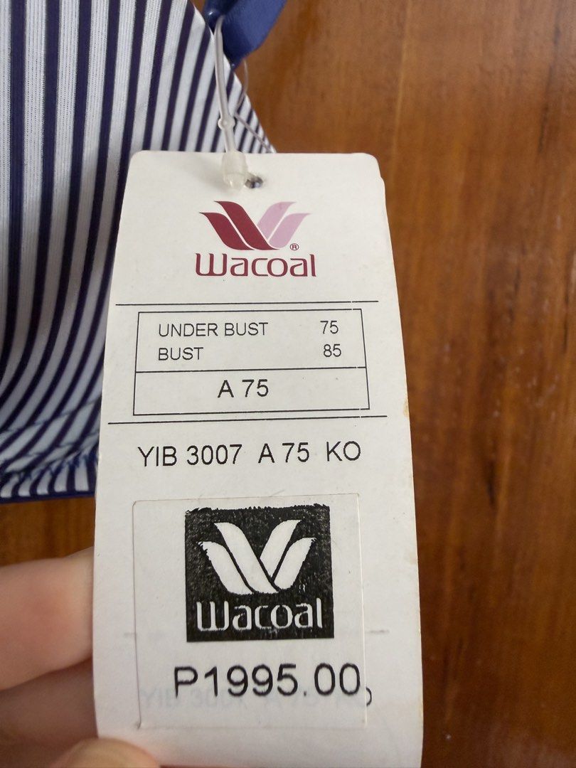 BRANDNEW WACOAL Striped Bra (Category: Undergarments & Loungewear) located in Iligan City. Submitted by peachylovessoup (Listing ID 1464872558, Image 2). Description: - Brand: Wacoal - Features: Adjustable blue straps and secure back closure - Condition: Brand new, unworn, with original store tag attached ~bought a few years ago but never used selling below srp helping tags: victoria secret, juicy couture, triumph, y2k, vintage .