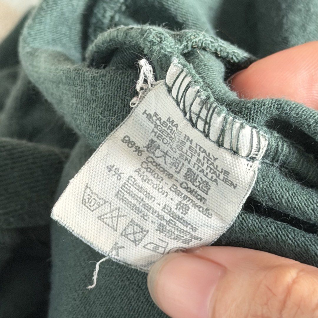 Brandy Melville (Category: Shirts) located in Manila. Submitted by shefindshope (Listing ID 1464883086, Image 3). Description: .
