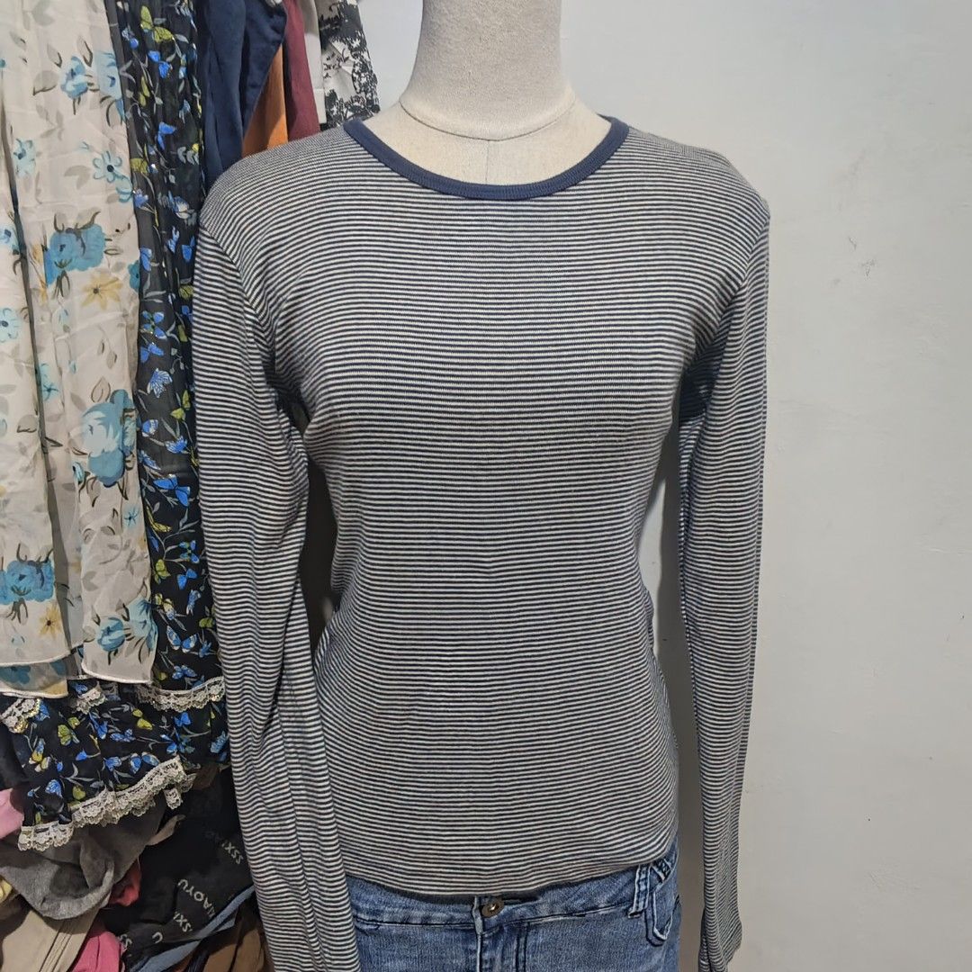 Brandy Melville blue stripes longsleeves (Category: Longsleeves) located in Tarlac. Submitted by yohfinds (Listing ID 1463676375, Image 3). Description: .