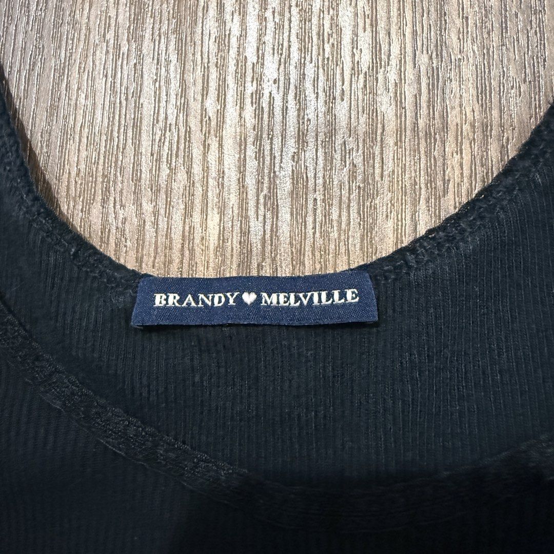 Brandy Melville Tank Top (Category: Sleeveless) located in Pasig City. Submitted by misssynergy1800 (Listing ID 1464861154, Image 2). Description: .