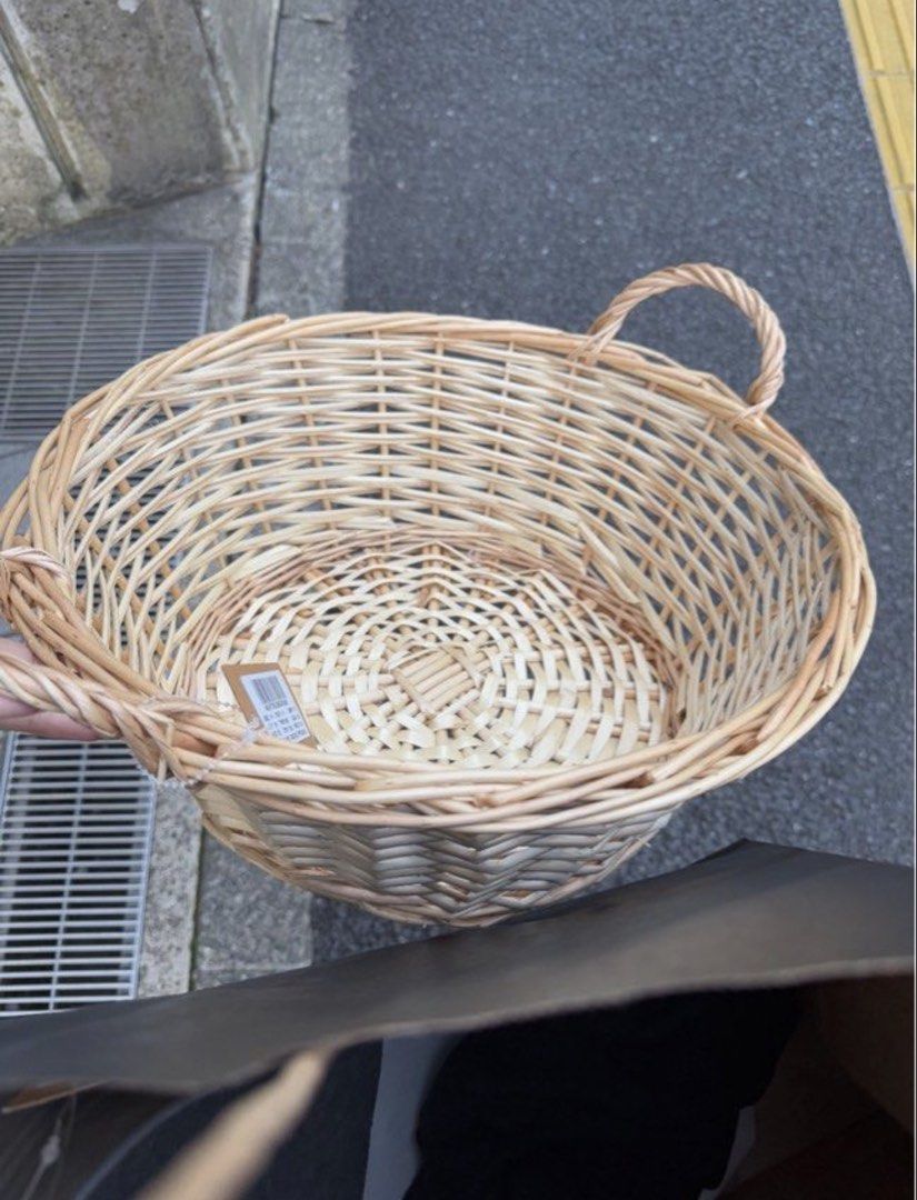 Brandy Melville Wicker Basket Large (Category: Vases & Decorative Bowls) located in San Jose. Submitted by LarmeKei.ph (Listing ID 1464875060, Image 1). Description: With original hangtags Dm for more info Bought in japan for more than 2k due to shipping .