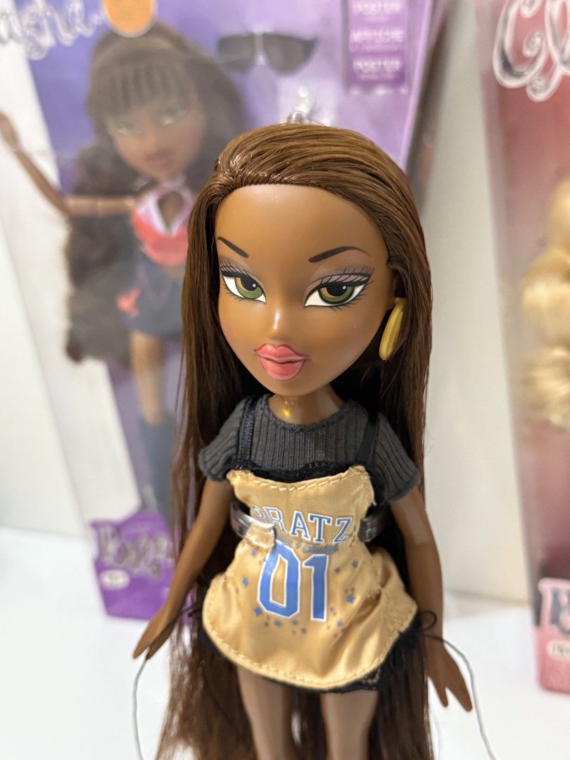 BRATZ SLEEPOVER 2ND ED SASHA (HTF) (Category: Kids Toys) located in Davao. Submitted by cutiebratz8683 (Listing ID 1464830259, Image 3). Description: ✨BRATZ SLEEPOVER 2ND ED SASHA✨ ‼️6500‼️ - WYSWYG - small lip rub - head quite loose - stand included 📦Shipment and payment - jnt weekend shipping - gcash - strictly no refunds - preloved condition.