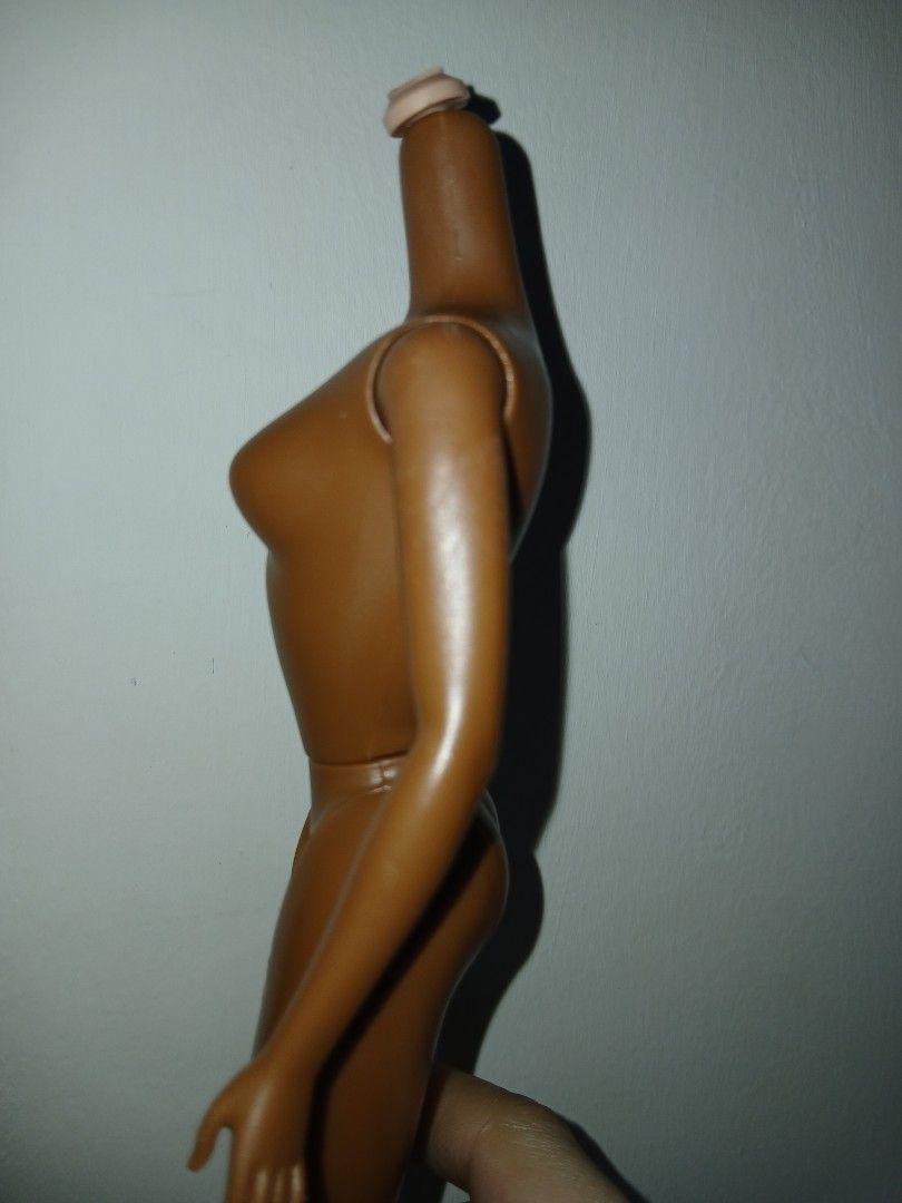 Brown body Donor (Category: Kids Toys) located in Subic. Submitted by frncnjntmr22 (Listing ID 1464793745, Image 3). Description: may gasgas sa arms on both side but not so visible..