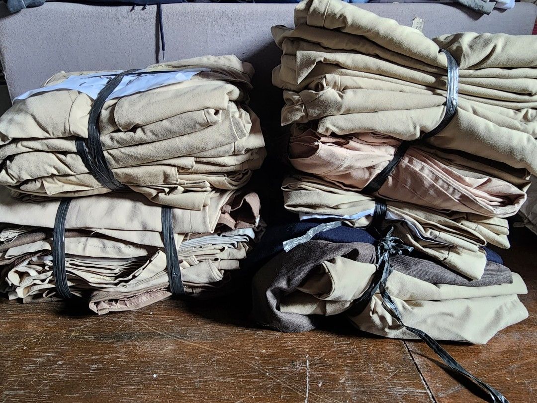 Bulk Bundle Beige Trousers Pants Extra Large (Category: Trousers) located in Meycauayan. Submitted by MP_Shop (Listing ID 1464913474, Image 1). Description: for take all only 30 plus pcs khaki brown pants na pwede pang trabaho 34 to 36 waist size.