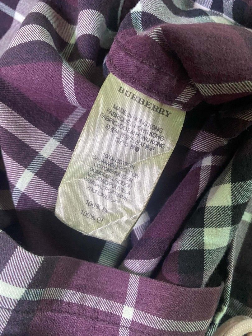 BURBERRY (Category: Tshirts & Polo Shirts ) located in San Fernando. Submitted by cris.lloyd34 (Listing ID 1464802013, Image 3). Description: DIMES 21x30 sleeve 25.
