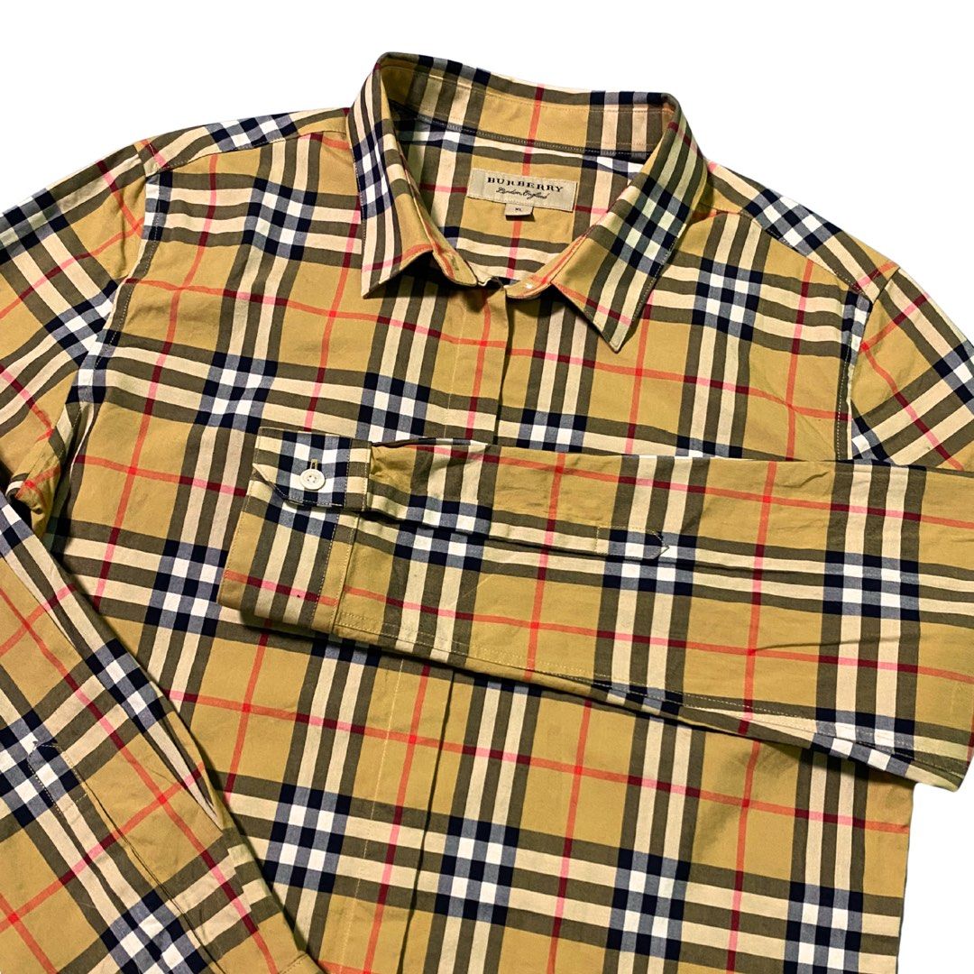 Burberry Nova Check Button Down Polo ( As New ) (Category: Formal Shirts) located in Manila. Submitted by streetplug (Listing ID 1464934249, Image 2). Description: issues | flaws : none ☑️ measurement : 22 x 27 color rate : 10 / 10 🎨 location : las piñas 📍 jnt | lbc | lalamove meetup around las piñas area ‼️.