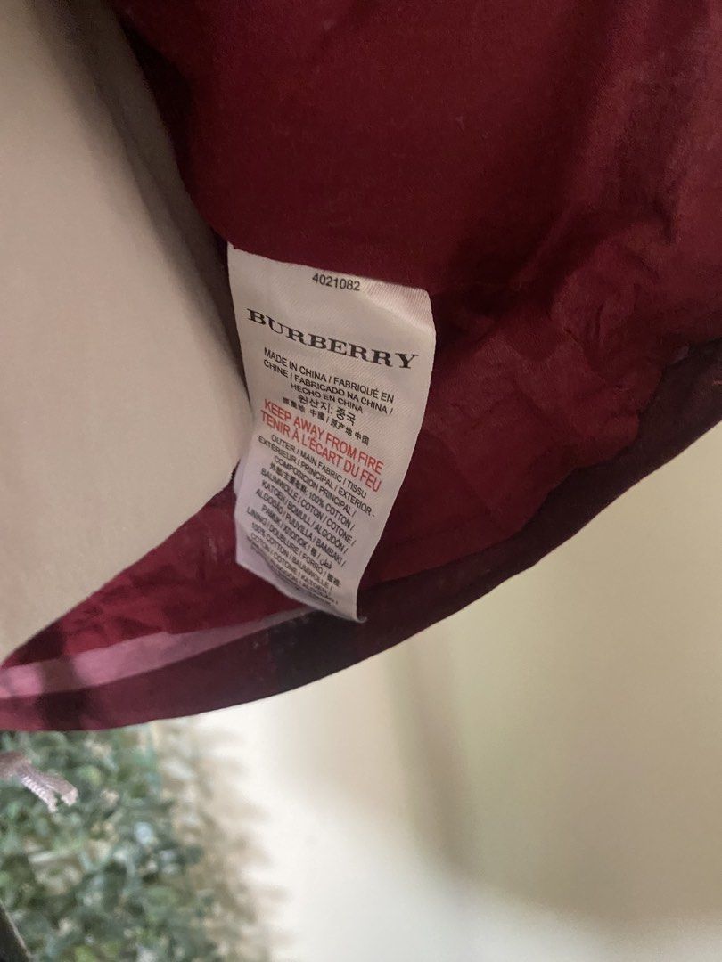 Burberry skirt for kids (Category: Babies & Kids Fashion) located in Manila. Submitted by avathriftedcloset (Listing ID 1464832711, Image 2). Description: Free sf.