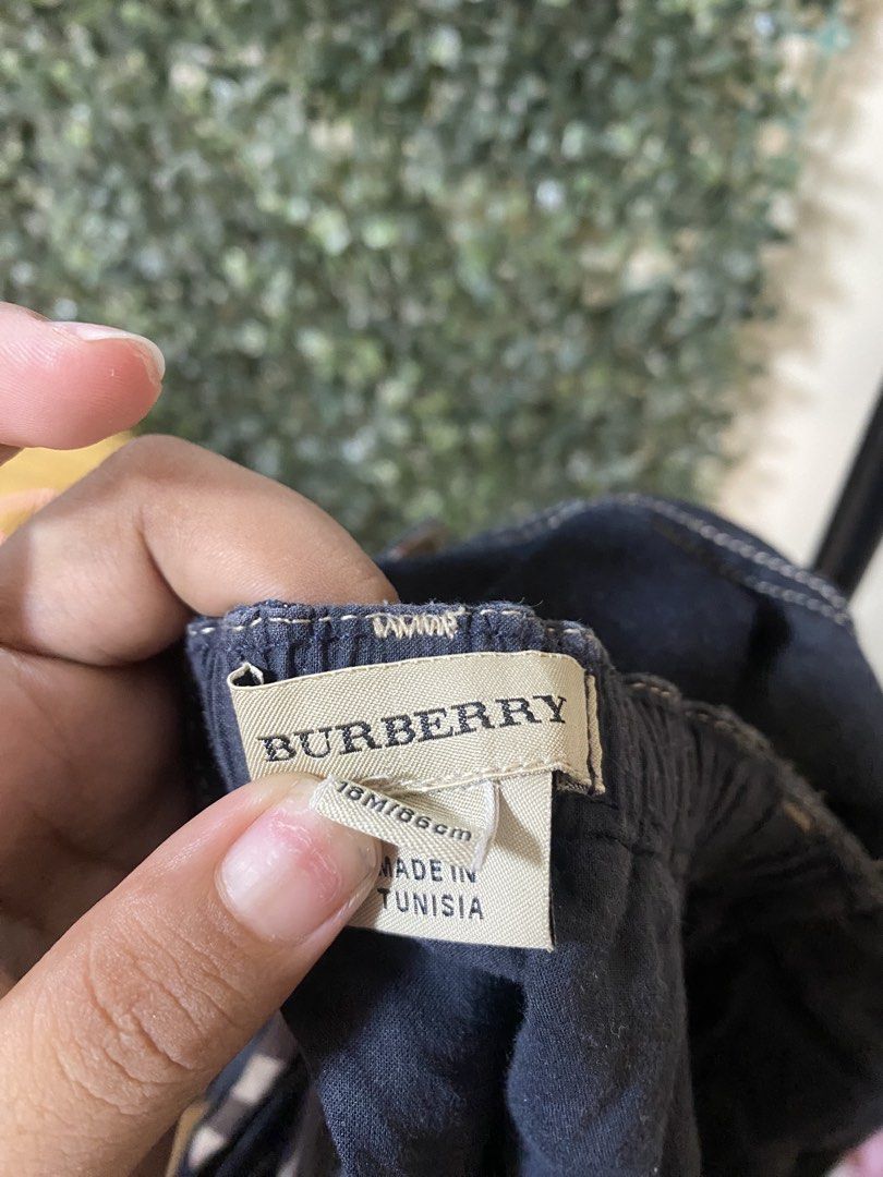 Burberry skirt for kids (Category: Luxury Apparel) located in Manila. Submitted by avathriftedcloset (Listing ID 1464833128, Image 2). Description: Free sf.
