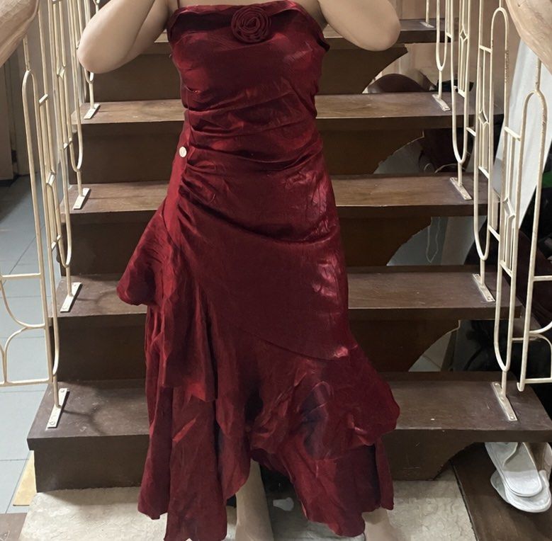 Burgundy Long Dress (Category: Dresses) located in Dagupan City. Submitted by maryennie (Listing ID 1461417854, Image 2). Description: .
