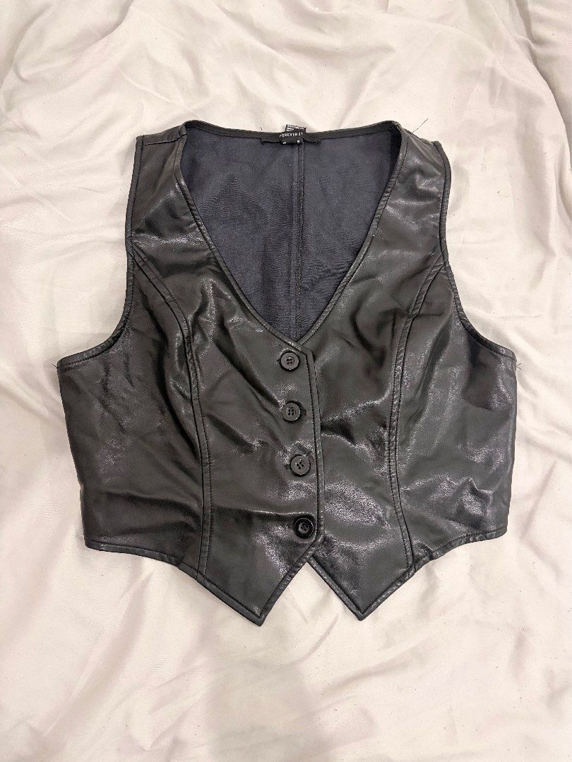 Button Up Tank Top Vest (Category: Sleeveless) located in Lapu Lapu. Submitted by tunapieluvr (Listing ID 1464921210, Image 2). Description: This is 99 each, 250 for all 3.