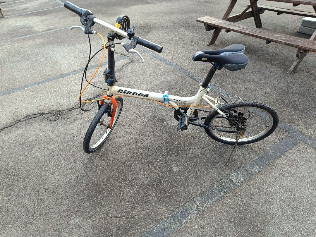 Byscle (Category: Bicycles) located in Singapore. Submitted by mightyphoenix_886a6d (Listing ID 1464791182, Image 3). Description: if you want This byscle contact me in harbour front area.