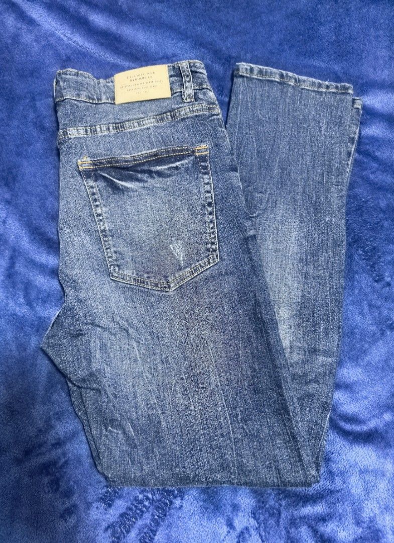 Caliope Jeans, Size 32 (Category: Jeans) located in Naga. Submitted by princessta62477 (Listing ID 1464968870, Image 1). Description: .