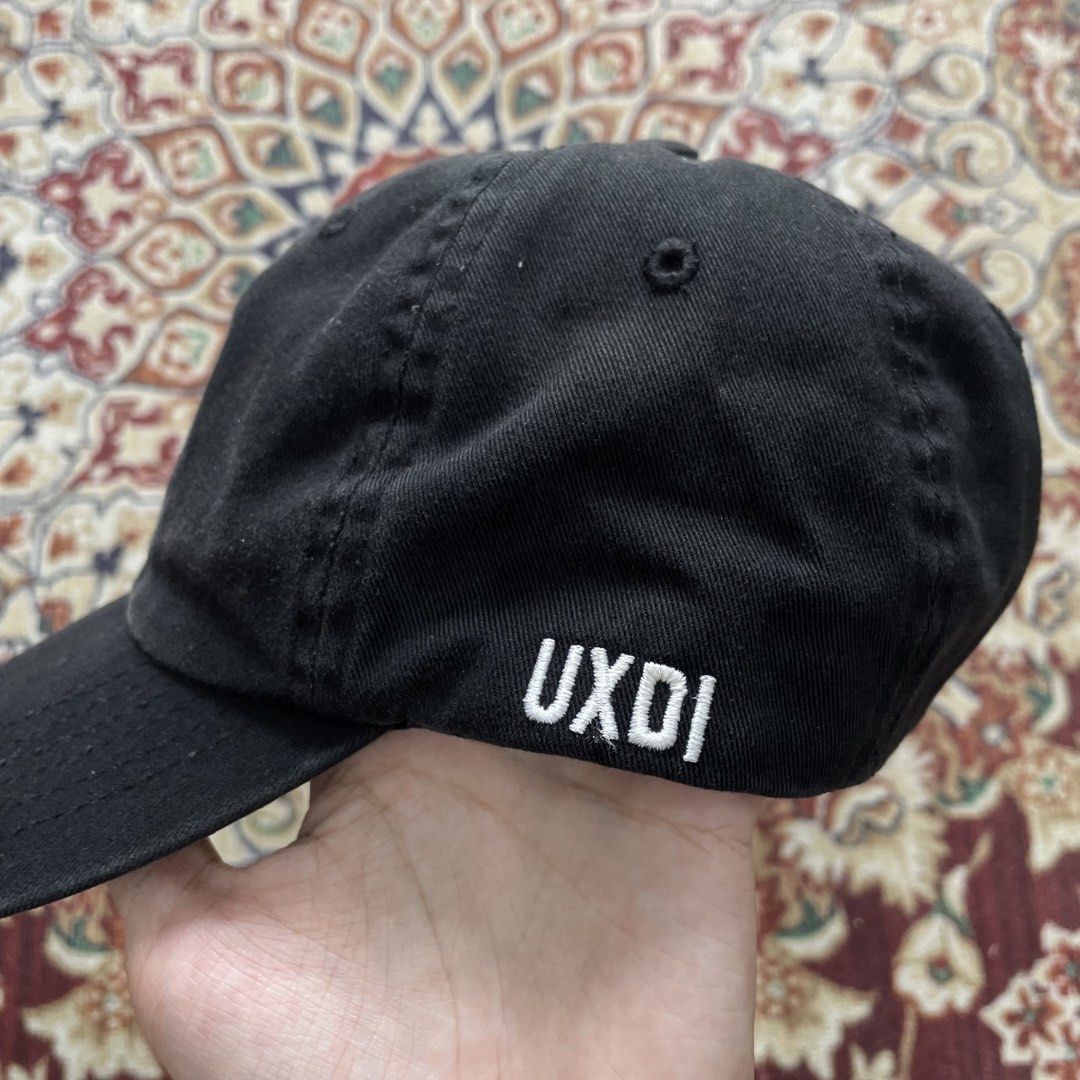 Cap (Category: Cap & Hats) located in Batu Pahat. Submitted by _nazmyyy (Listing ID 1464873162, Image 3). Description: Cap for Sale Solid Condition 9/10❤️ MYR 20💸 PM IF INTERESTED ‼️.