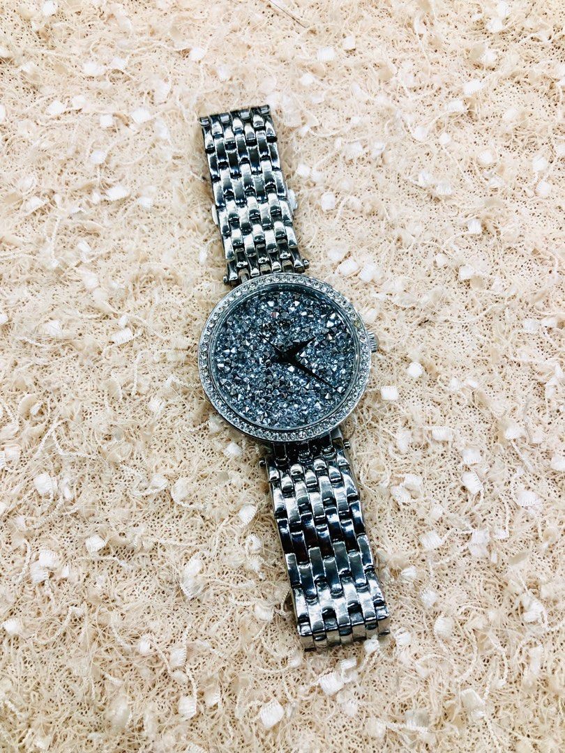 Caravelle (Category: Women's Watches) located in Cavite. Submitted by onstuffs_19 (Listing ID 1464771611, Image 3). Description: .
