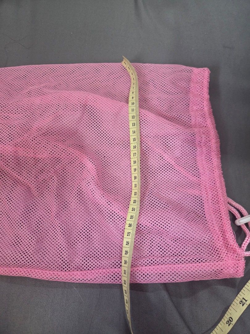 Cat grooming mesh bag (Category: Homes & Other Pet Accessories) located in Santa Rosa. Submitted by prelovvdd (Listing ID 1464803995, Image 3). Description: .