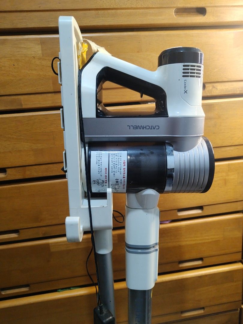 Catchwell Vaccum (Category: Announcements) located in Gapan. Submitted by chashops31 (Listing ID 1464779778, Image 2). Description: Hi I'm selling this catchwell Please open the picture or chat with me for more details MOP: Bank or gcash Courr Jnt.